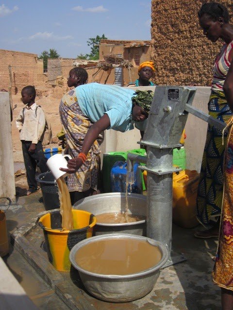 El pozo «Jeanología» en funcionamiento!!!!