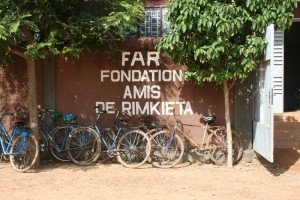 Porte d'entrée à la FAR en Rimkieta