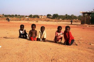 A view from Rimkieta: children on the street