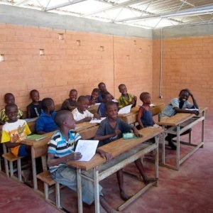 Clase niños de la calle CIEPYD