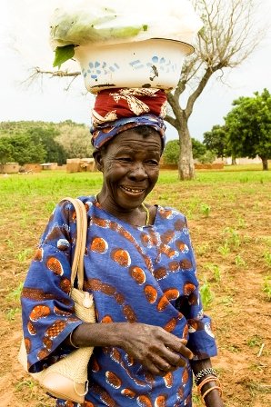 Poko, femme burkinabé, archétype de l&rsquo;effort soutenu